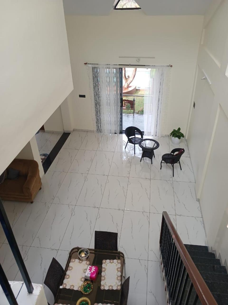 Lavish Villa - 3 Bhk Pool With Lawn Lonavala Exterior photo